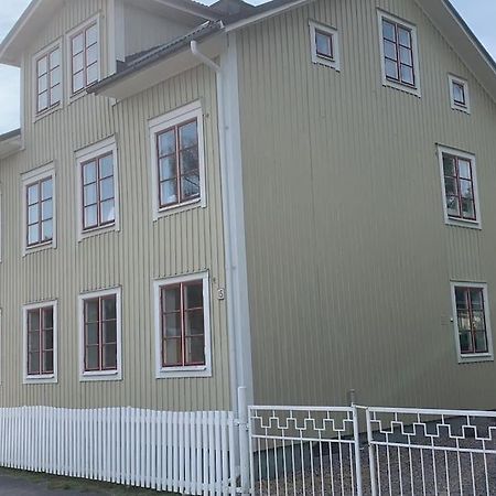 Egen Laegenhet Pa Soedermalm Naera Centrum Sundsvall Bagian luar foto