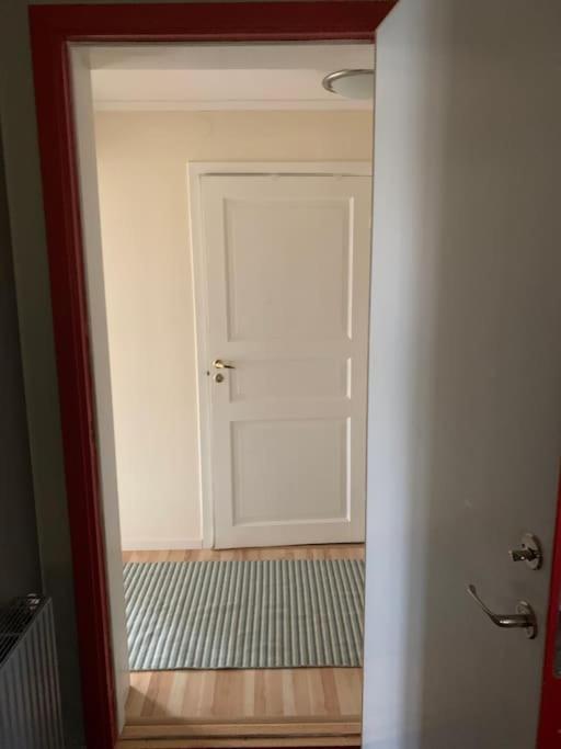Egen Laegenhet Pa Soedermalm Naera Centrum Sundsvall Bagian luar foto